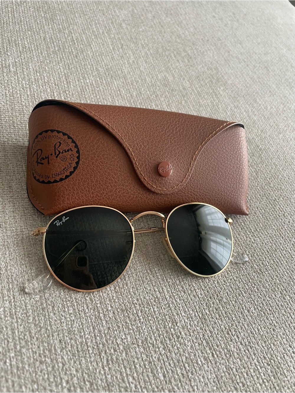 Ray-Ban Gold Frame Sunglasses with Black Lenses